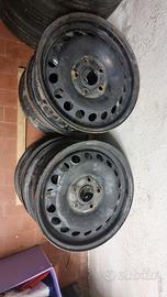 cerchioni 195/65/r15 vw toruan 2006