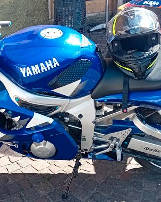Yamaha r6
