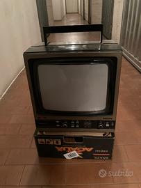 Televisore con radio Philips