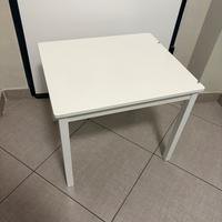 Tavolino ikea bambini