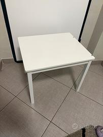 Tavolino ikea bambini