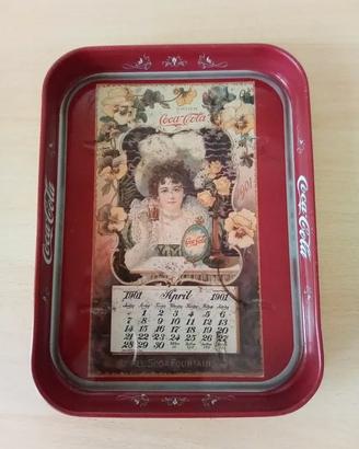 Vassoio Coca Cola Calendario 1901 in metallo vinta