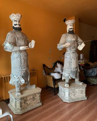 monumentali coppia di statue cinesi