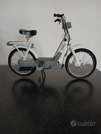 Modello Ciao Piaggio scala 1:3 da kit Centauria.