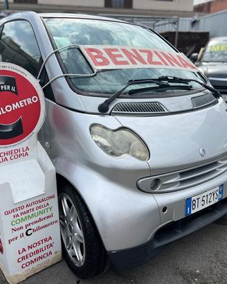 Smart 700 Benzina Anno 2001 km 140000
