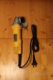 Smerigliatrice angolare 115mm 800W DEWALT DWE4056