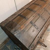 Baule da viaggio antico 