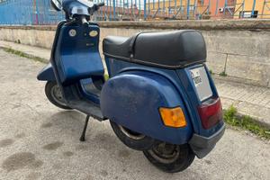Vespa cosa 200 targata ROMA