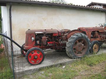 trattore d'epoca remota