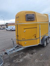 VAN TRAILER CAVALLI humbaur