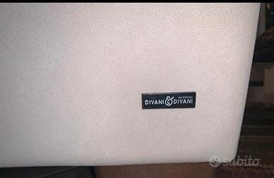 DIVANO ANGOLARE 