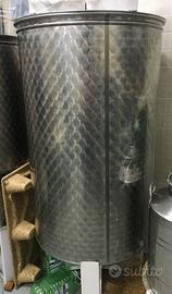 serbatoi acciaio inox 300/500 lt per vino o olio