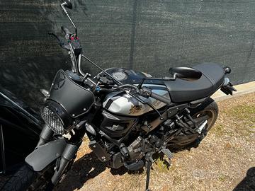 Xsr700 xtribute