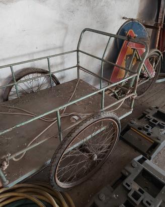 BICICLETTA CON CASSONE PRIMI DEL 900