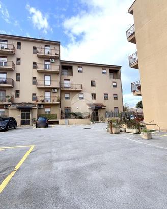 4 LOCALI A PALERMO