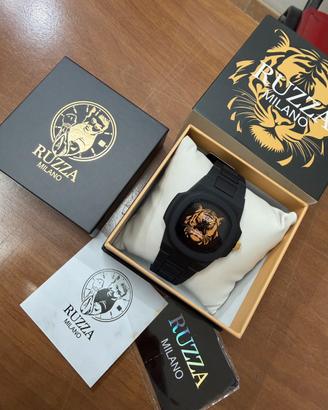 Ruzza watch