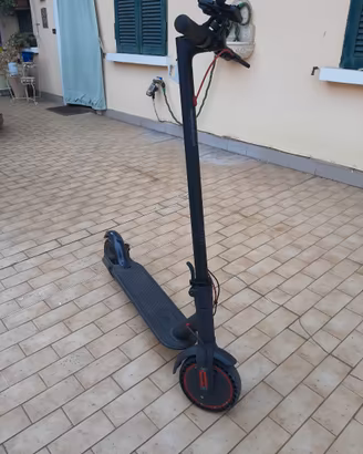 MONOPATTINO ELETTRICO MARCA MI