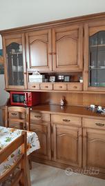 Credenza in legno massiccio