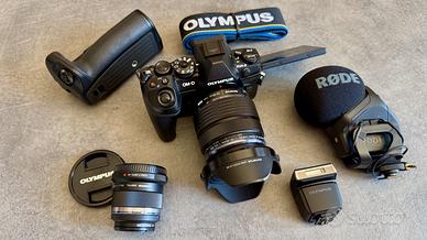 Olympus OM-D EM-1 Mark II + ottiche + accessori