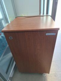 Frigorifero in legno da Hotel