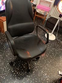 Sedia da scrivznia con ruote