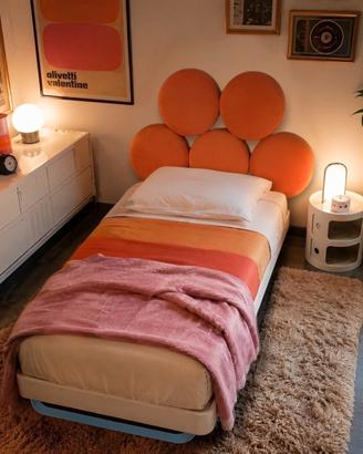 Letto singolo design anni80. Ispirato Marshmallow 