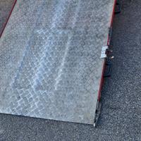 Pedana .Rampa pieghevole per furgone