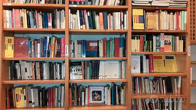 Lotti di 100 libri nuovi di cinema, teatro e altro