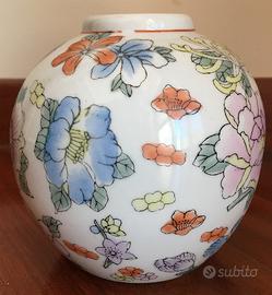 Vaso decorativo in ceramica
