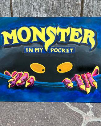 Insegna fanmade "Monster in my pocket"