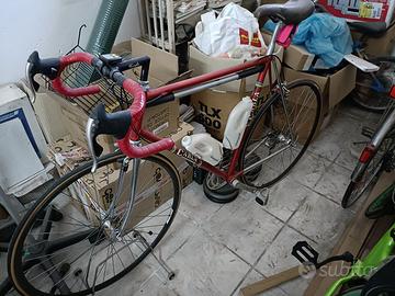 Bici da corsa artigianale
