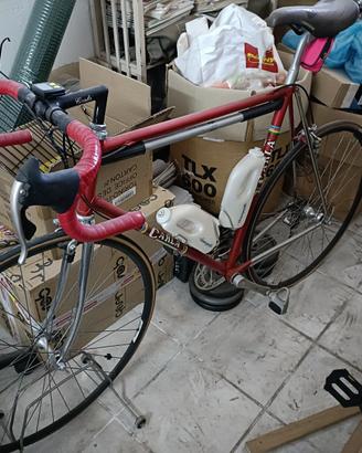 Bici da corsa artigianale