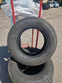 Pirelli Carrier Winter 205 75 16C 