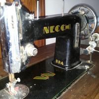 MACCHINA DA CUCIRE 'NECCHI' VINTAGE