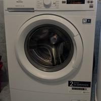 Lavatrice SLIM Electrolux PERFECTCARE 600