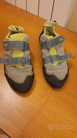 Scarpette per arrampicare
