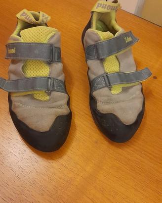 Scarpette per arrampicare