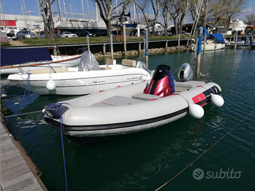 Gommone con motore Honda 40