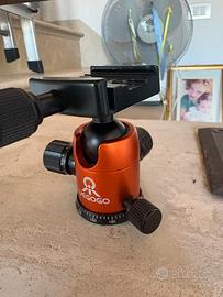 Testa a sfera per treppiedi