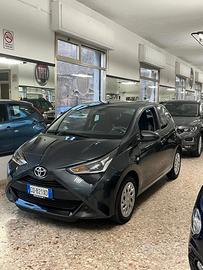 Toyota Aygo Connect 1.0 VVT-i 72CV 5 porte x-busin