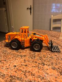 Trattore giocattolo macchinina