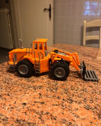 Trattore giocattolo macchinina