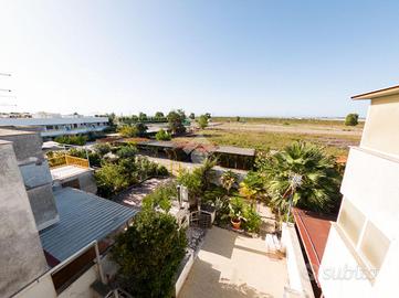 4 LOCALI A MANFREDONIA