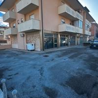 Magazzino 160 mq Piano Terra Zona Mare