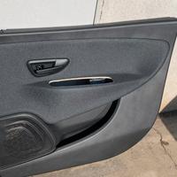 Lancia Y - pannelli interni e vetri portiere dx
