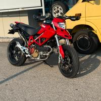 Ducati Hypermotard 1100