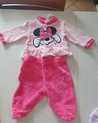 completo in ciniglia disney