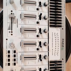 Ibiza Mixer DJM-102 usato parzialmente funzionante