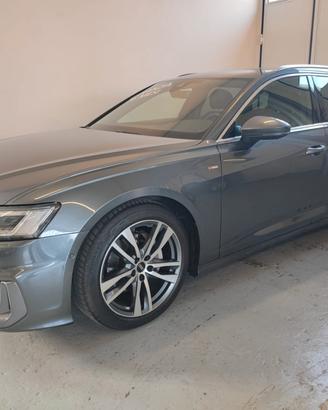 Audi A6 Avant 40 2.0 TDI quattro ultra S tronic li
