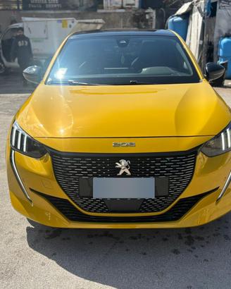 Peugeout 208 1.2